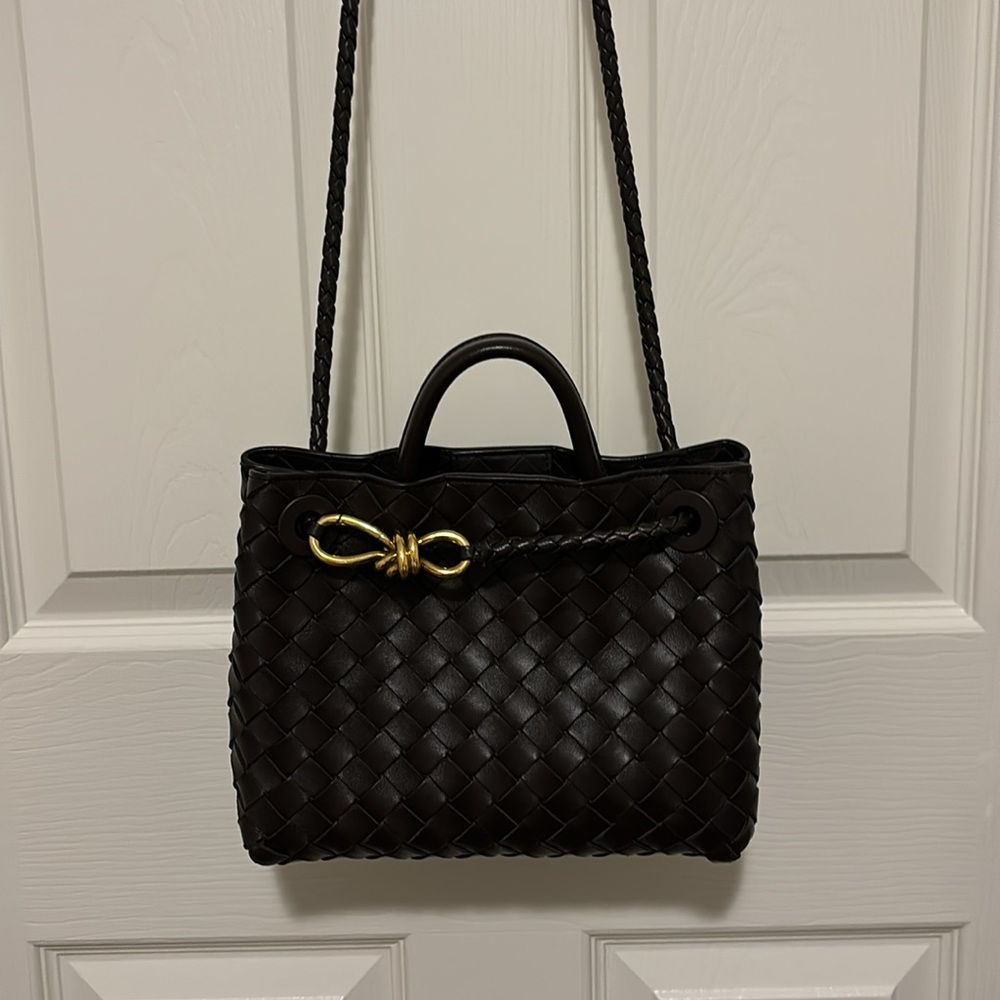 Bottega Veneta small fondant Andiamo